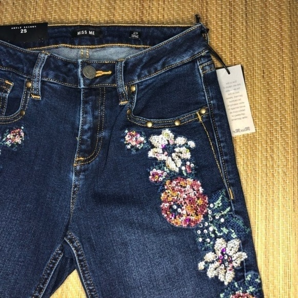 Miss Me Jeans | Miss Me Embroidered Jeans Size 25 Nwt | Poshmark